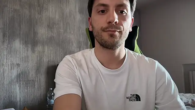 italianass94 online show from 04.16.26