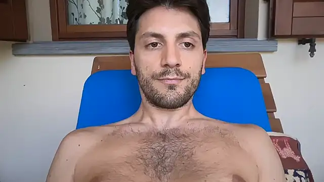 Snapshot of italianass94 chatting on 05.23.26 italianass94 online show from 05.23.26