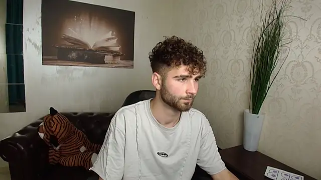 KyloEast online show from 05.06.26