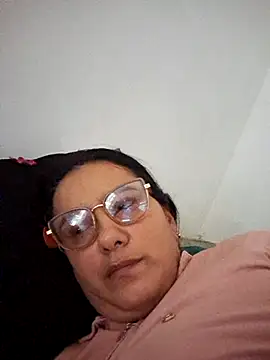 Snapshot of Samanta-42 chatting on 06.26.26 Samanta-42 online show from 06.26.26