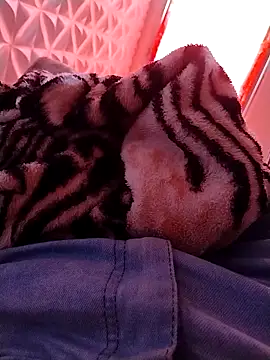 Snapshot of phzada22 chatting on 04.16.26 phzada22 online show from 04.16.26