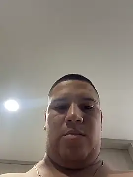 Snapshot of Patricio_02 chatting on 05.17.26 Patricio 02 online show from 05.17.26