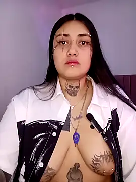 Snapshot of S2_keyla chatting on 04.30.26 S2 keyla online show from 04.30.26