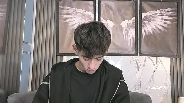 Snapshot of demian_hot99 chatting on 05.28.26 demian hot99 online show from 05.28.26