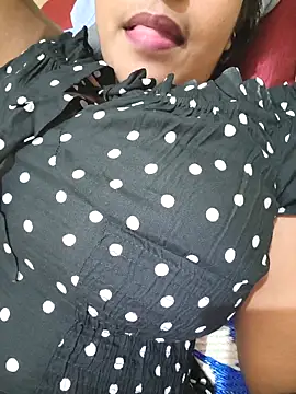 Snapshot of Newragini chatting on 04.19.26 Newragini online show from 04.19.26