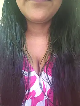 Snapshot of Newragini chatting on 04.21.26 Newragini online show from 04.21.26
