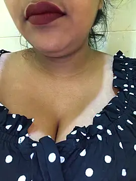 Snapshot of Newragini chatting on 05.09.26 Newragini online show from 05.09.26