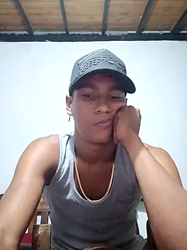 Snapshot of Brayam_30 chatting on 05.12.26 Brayam 30 online show from 05.12.26