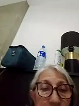 Amory63 online show from 04.18.26