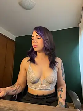 Snapshot of Latinxxcouple chatting on 05.26.26 Latinxxcouple online show from 05.26.26