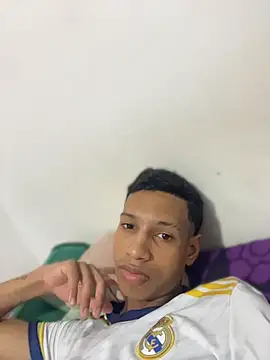 Perezjose19 online show from 04.17.26