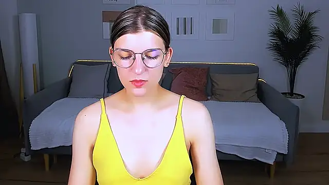Snapshot of AnnaThorne chatting on 06.03.26 AnnaThorne online show from 06.03.26