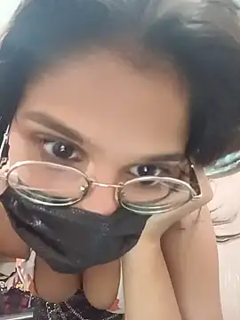 Snapshot of Your_SugarBaby- chatting on 05.31.26 Your SugarBaby- online show from 05.31.26