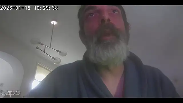 Snapshot of Reza_3hands_of_ chatting on 01.15.26 Reza 3hands of online show from 01.15.26