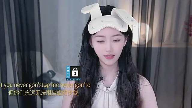 Snapshot of xinxin-cat chatting on 04.19.26 xinxin-cat online show from 04.19.26