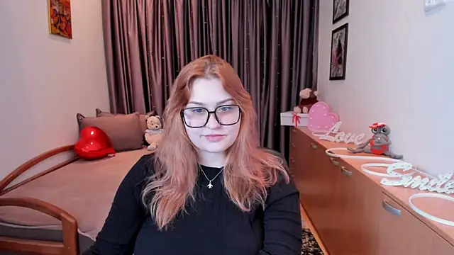 NoraLiin online show from 05.30.26