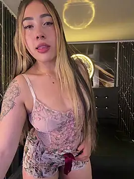 ManuelaVlez online show from 04.21.26