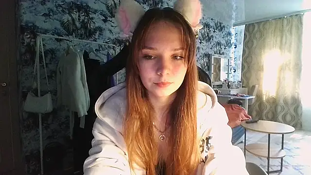 Snapshot of Princess_Mira chatting on 06.26.26 Princess Mira online show from 06.26.26