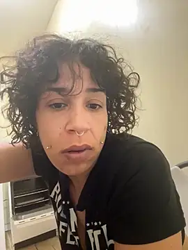 Snapshot of DominicanJojo chatting on 04.25.26 DominicanJojo online show from 04.25.26