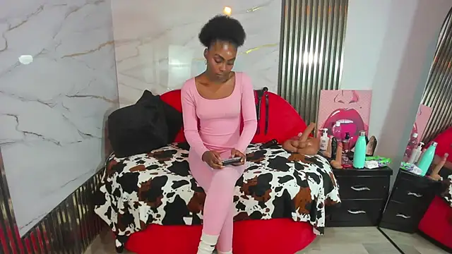 Snapshot of Asha_zuri69 chatting on 07.16.26 Asha zuri69 online show from 07.16.26