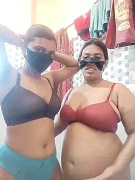 Loving Naughtycouple online show from 05.13.26
