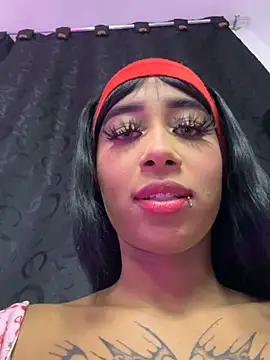Snapshot of Zaabrina_20 chatting on 05.23.26 Zaabrina 20 online show from 05.23.26