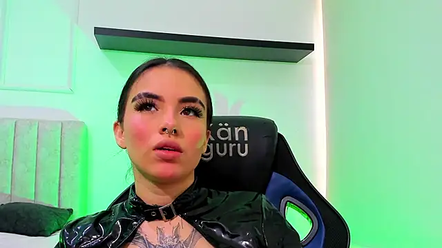 isabella hv online show from 07.02.26