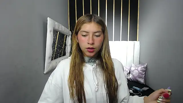 Snapshot of nancy_blonde chatting on 06.05.26 nancy blonde online show from 06.05.26