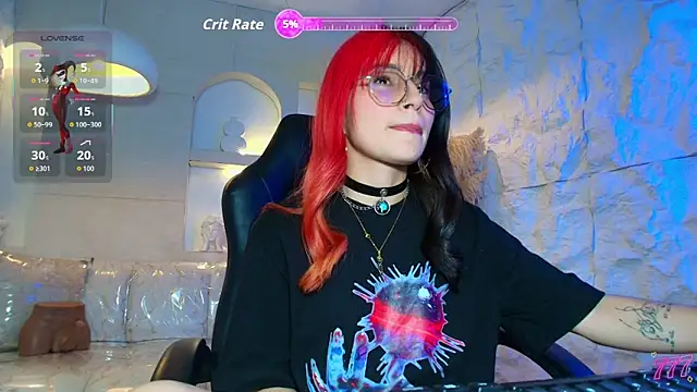 Snapshot of Moon_Red_r chatting on 04.30.26 Moon Red r online show from 04.30.26