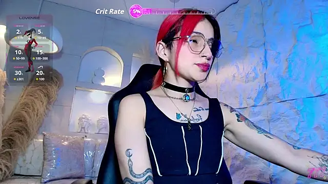 Snapshot of Moon_Red_r chatting on 05.01.26 Moon Red r online show from 05.01.26