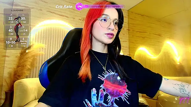 Snapshot of Moon_Red_r chatting on 05.08.26 Moon Red r online show from 05.08.26