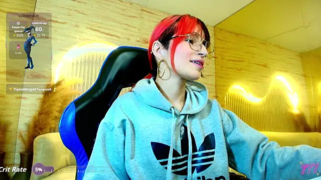 Snapshot of Moon_Red_r chatting on 05.09.26 Moon Red r online show from 05.09.26