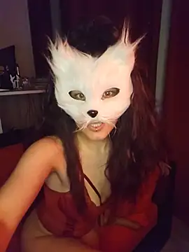 Snapshot of lilianroses chatting on 05.19.26 lilianroses online show from 05.19.26