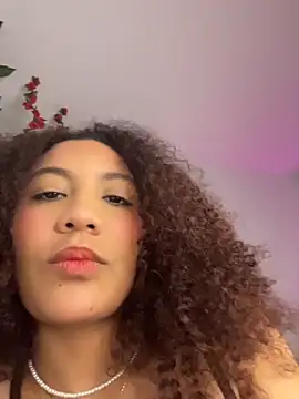 Daphnne Curly online show from 05.27.26