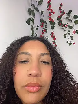 Daphnne Curly online show from 07.17.26