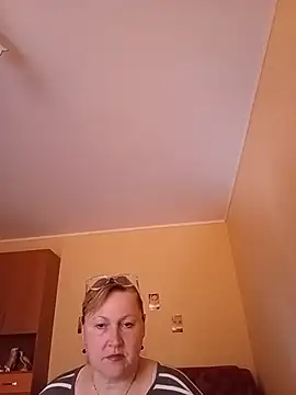I amVeronicle online show from 07.17.26