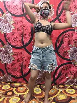Snapshot of CuteHaseena chatting on 07.26.26 CuteHaseena online show from 07.26.26