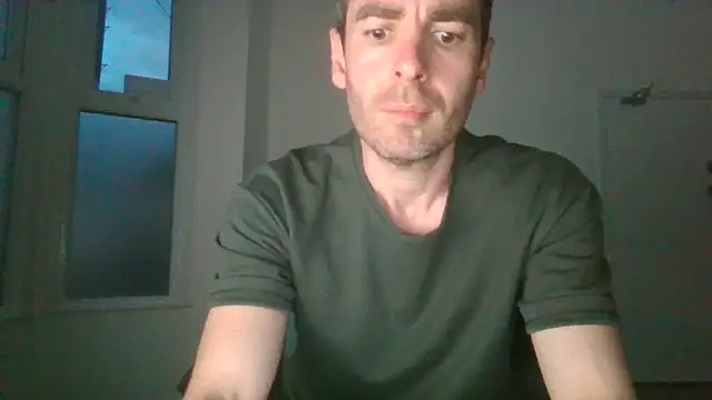 Snapshot of frenchbdmaninlondon chatting on 05.02.26 frenchbdmaninlondon online show from 05.02.26