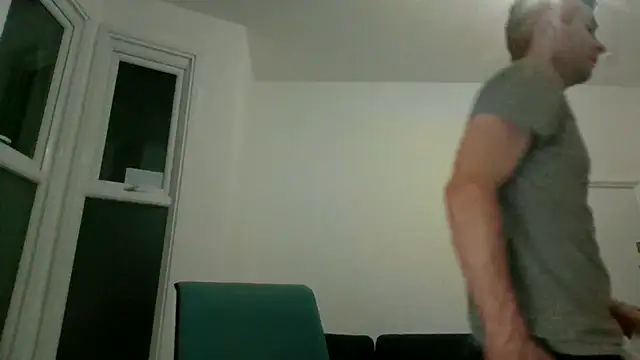 Snapshot of frenchbdmaninlondon chatting on 05.30.26 frenchbdmaninlondon online show from 05.30.26