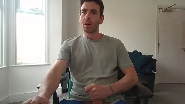 Snapshot of frenchbdmaninlondon chatting on 06.15.26 frenchbdmaninlondon online show from 06.15.26