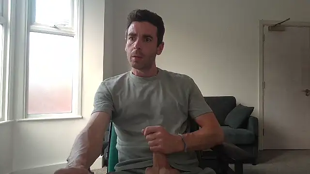 Snapshot of frenchbdmaninlondon chatting on 06.27.26 frenchbdmaninlondon online show from 06.27.26