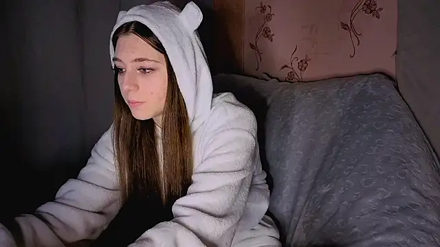 SunlitDeslre online show from 04.20.26