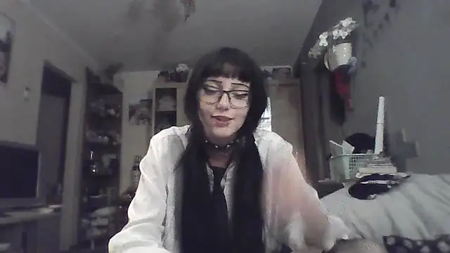 Snapshot of ChargedReign chatting on 06.18.26 ChargedReign online show from 06.18.26
