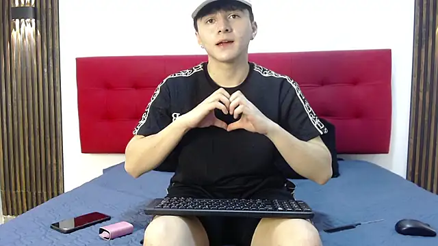 LunayDream online show from 04.24.26