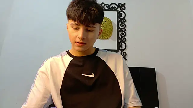 Snapshot of LunayDream chatting on 07.06.26 LunayDream online show from 07.06.26