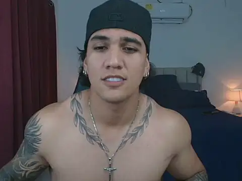 Snapshot of Mrbig_maximo chatting on 07.04.26 Mrbig maximo online show from 07.04.26