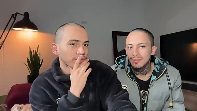 Snapshot of Noah_and_Steven chatting on 08.02.26 Noah and Steven online show from 08.02.26