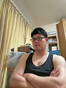 Snapshot of shun_201 chatting on 06.22.26 shun 201 online show from 06.22.26