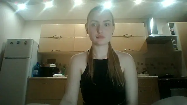 Snapshot of Lisanta chatting on 07.16.26 Lisanta online show from 07.16.26