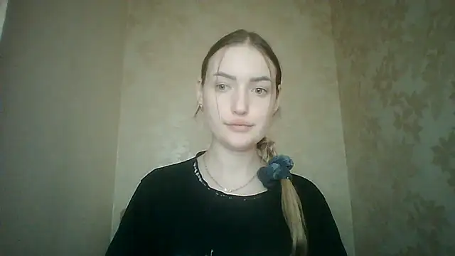 Snapshot of Lisanta chatting on 07.22.26 Lisanta online show from 07.22.26